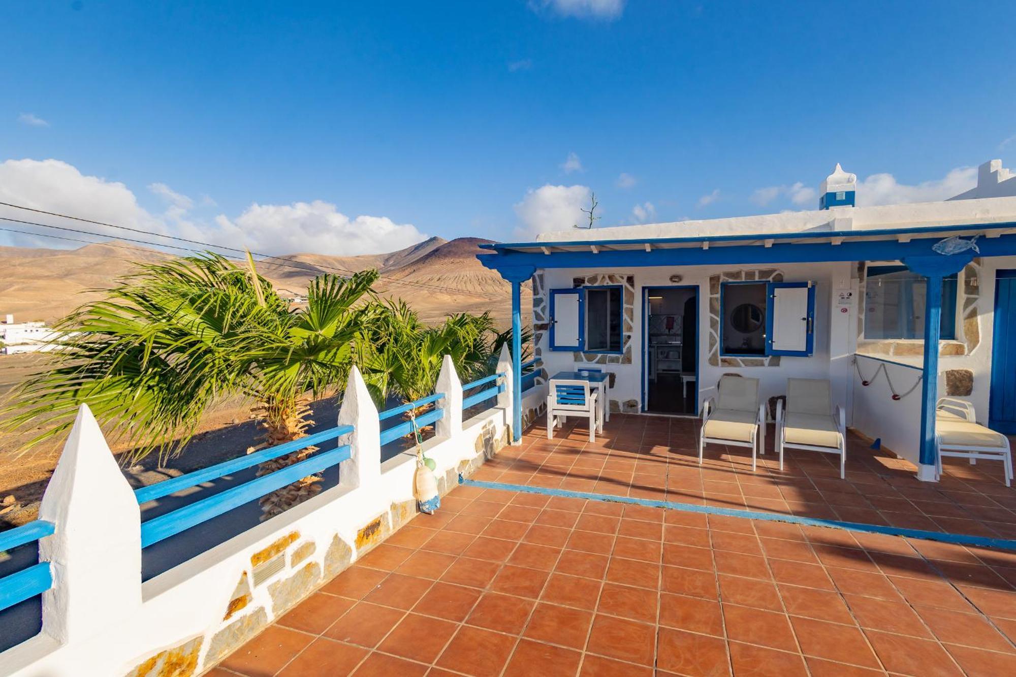 Ventanas De Lanzarote Apartment *